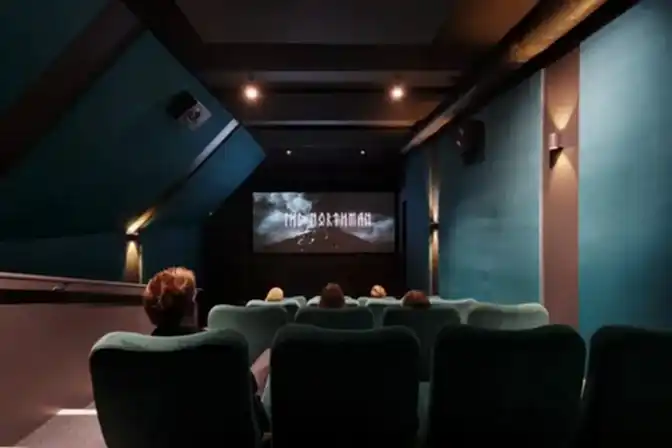 RISE_Design_Studio-The_Lexi_Cine3