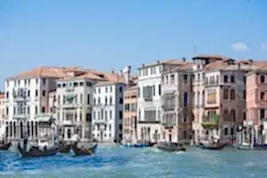 Venice-canal-houses-RISE-Design-Studio-300x200