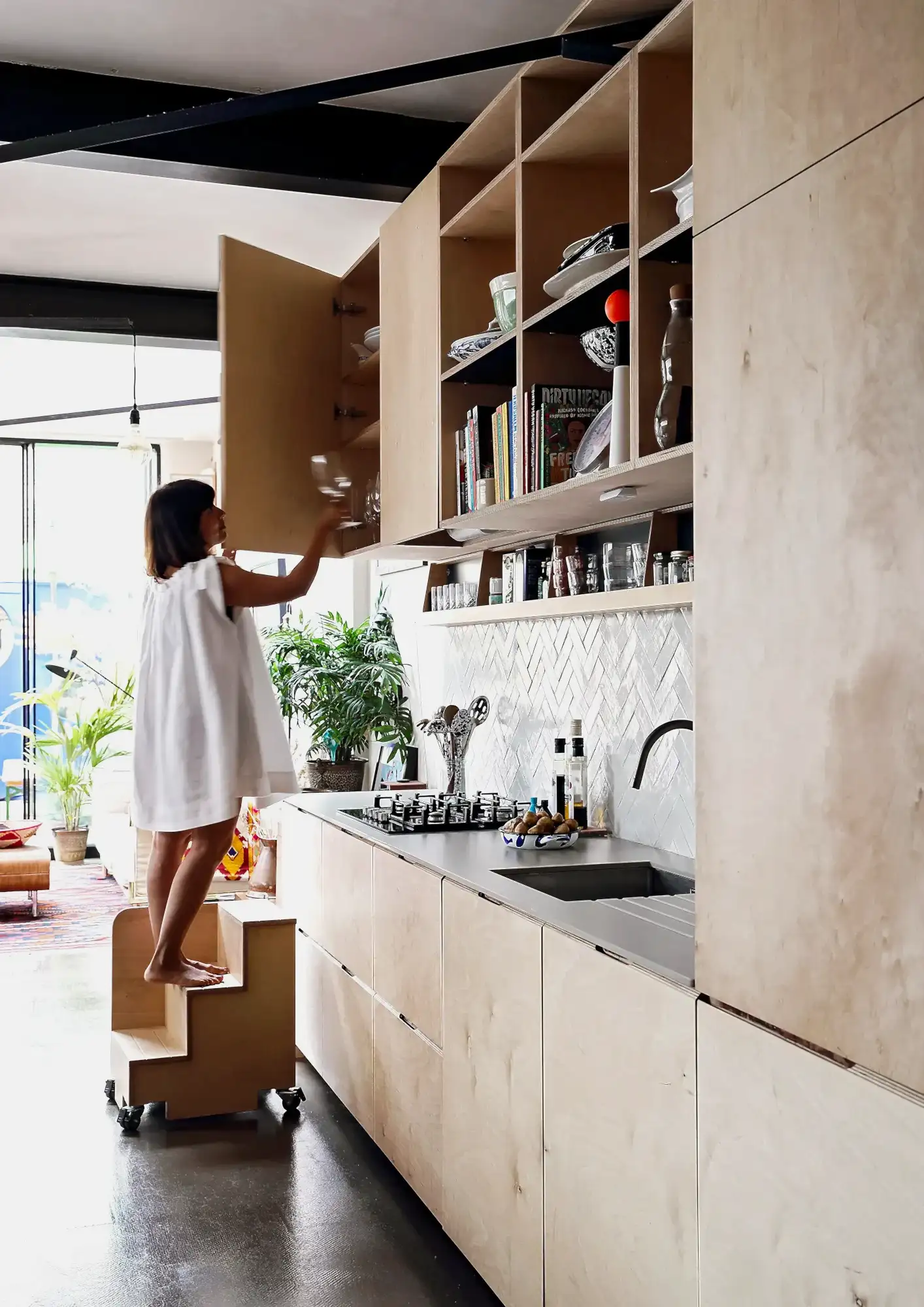 RISE-Design-Studio-Architects-Birch-&-Clay-Refugio-Sustainable-Architecture-3AF-10-Kitchen