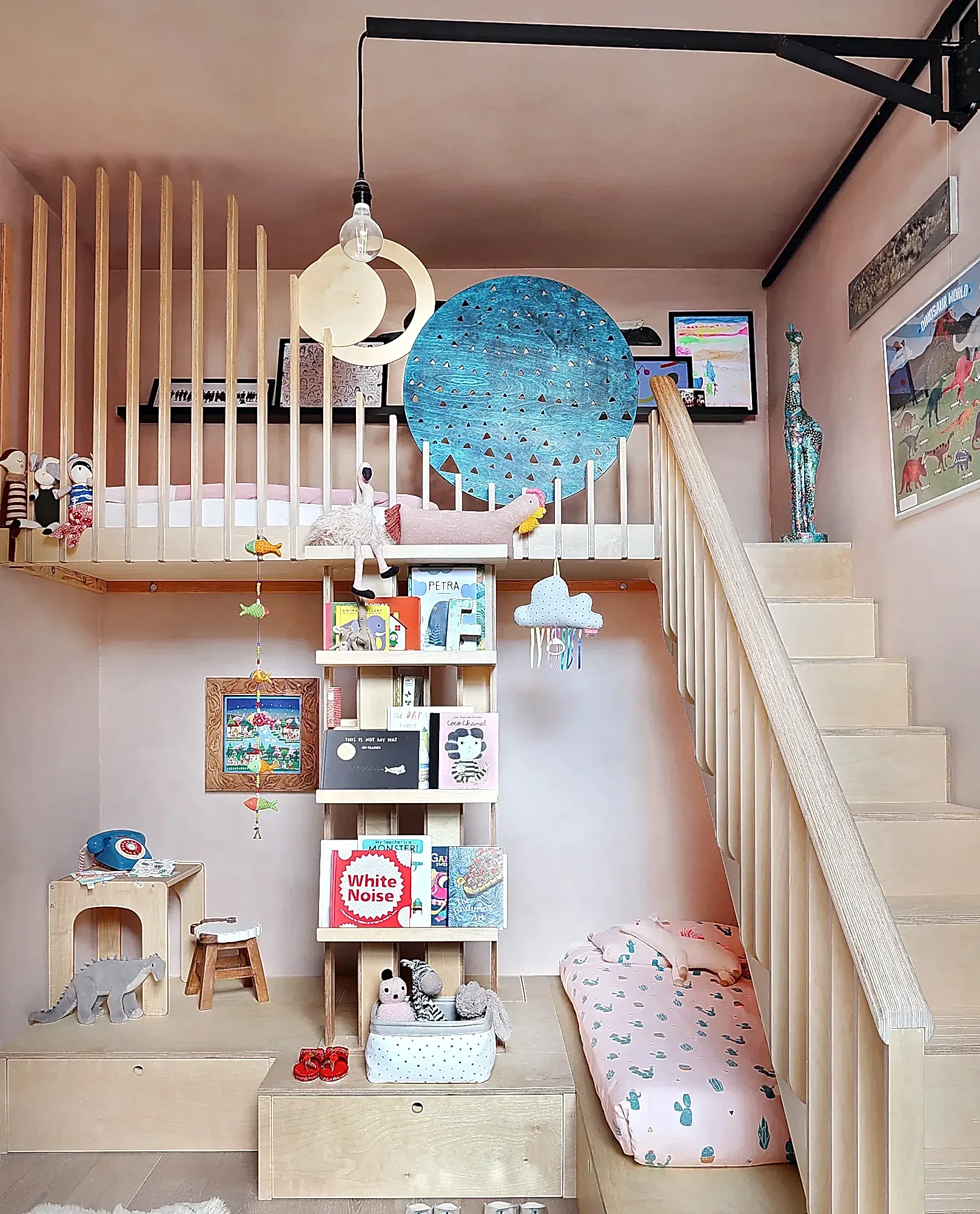 RISE-Design-Studio-Architects-Birch-&-Clay-Refugio-Sustainable-Architecture-3AF-13-Children-Bedroom