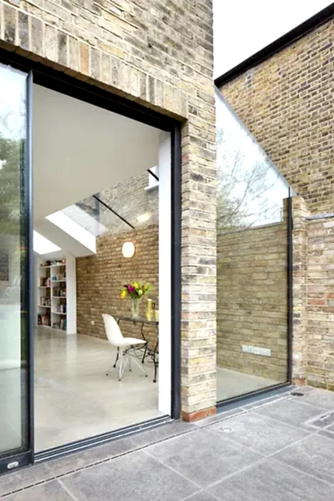 RISE-Design-Studio-Architects-Burrows-Road-Glazed-Envelope-Sustainable-Side-Extension-3AF-02