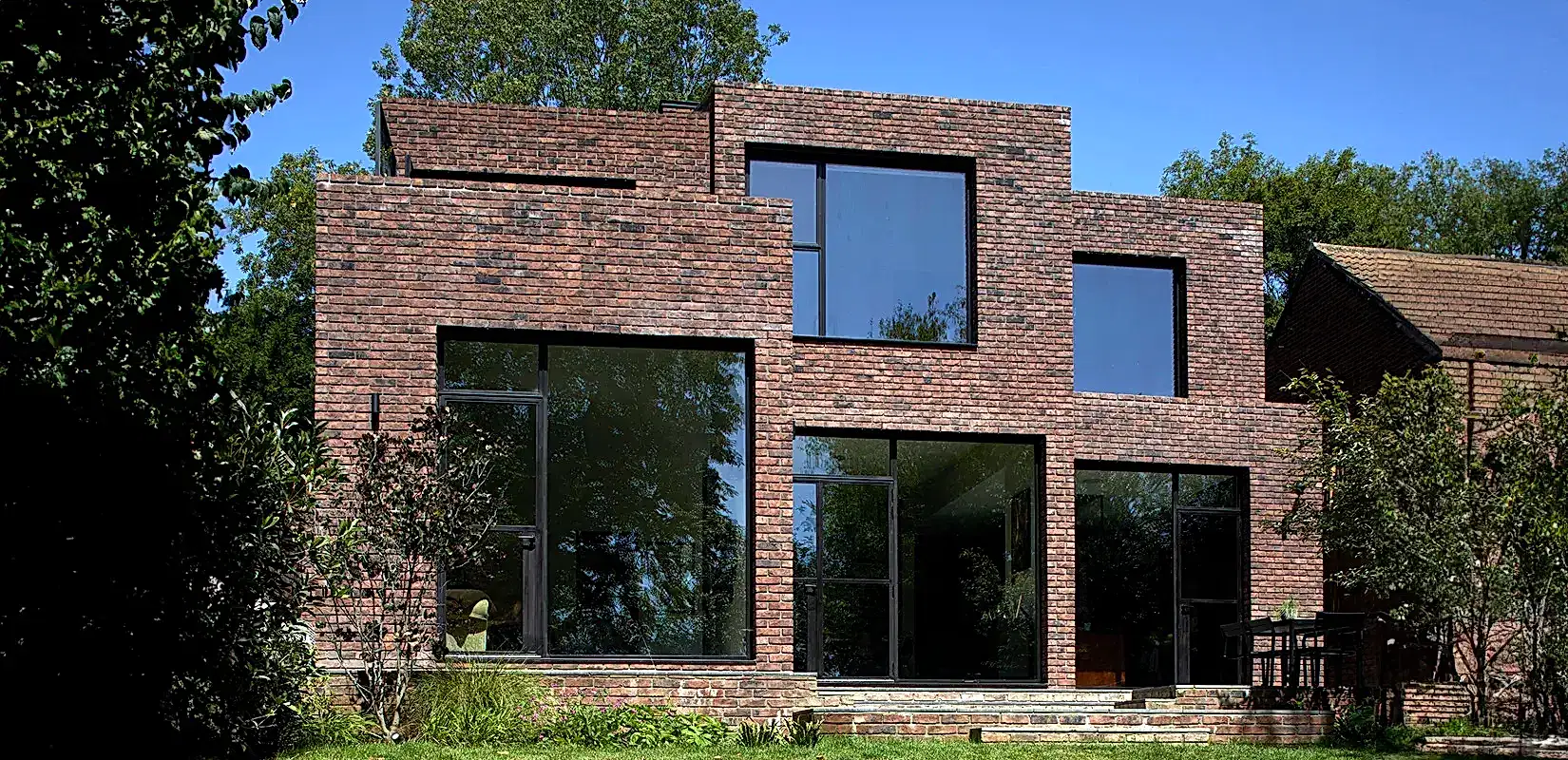 Mill Hill House