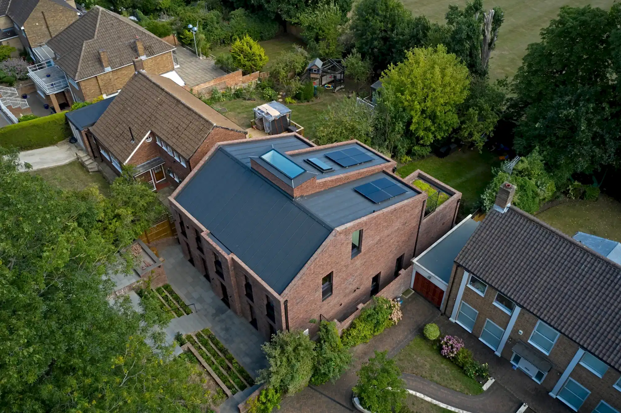 RISE-Design-Studio-Architects-Mill-Hill-House-New-Build-Sustainable-Home-3AF-02-Birds-Eye-View
