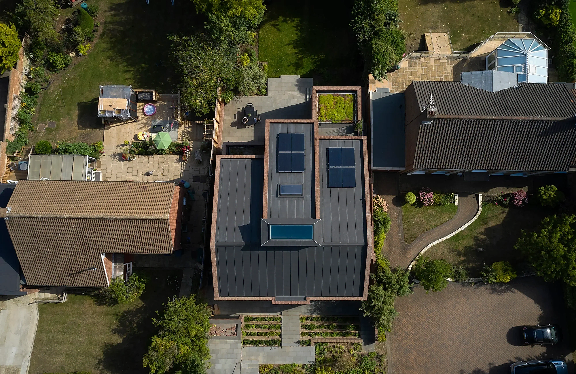 RISE-Design-Studio-Architects-Mill-Hill-House-New-Build-Sustainable-Home-3AF-03-Aerial-View