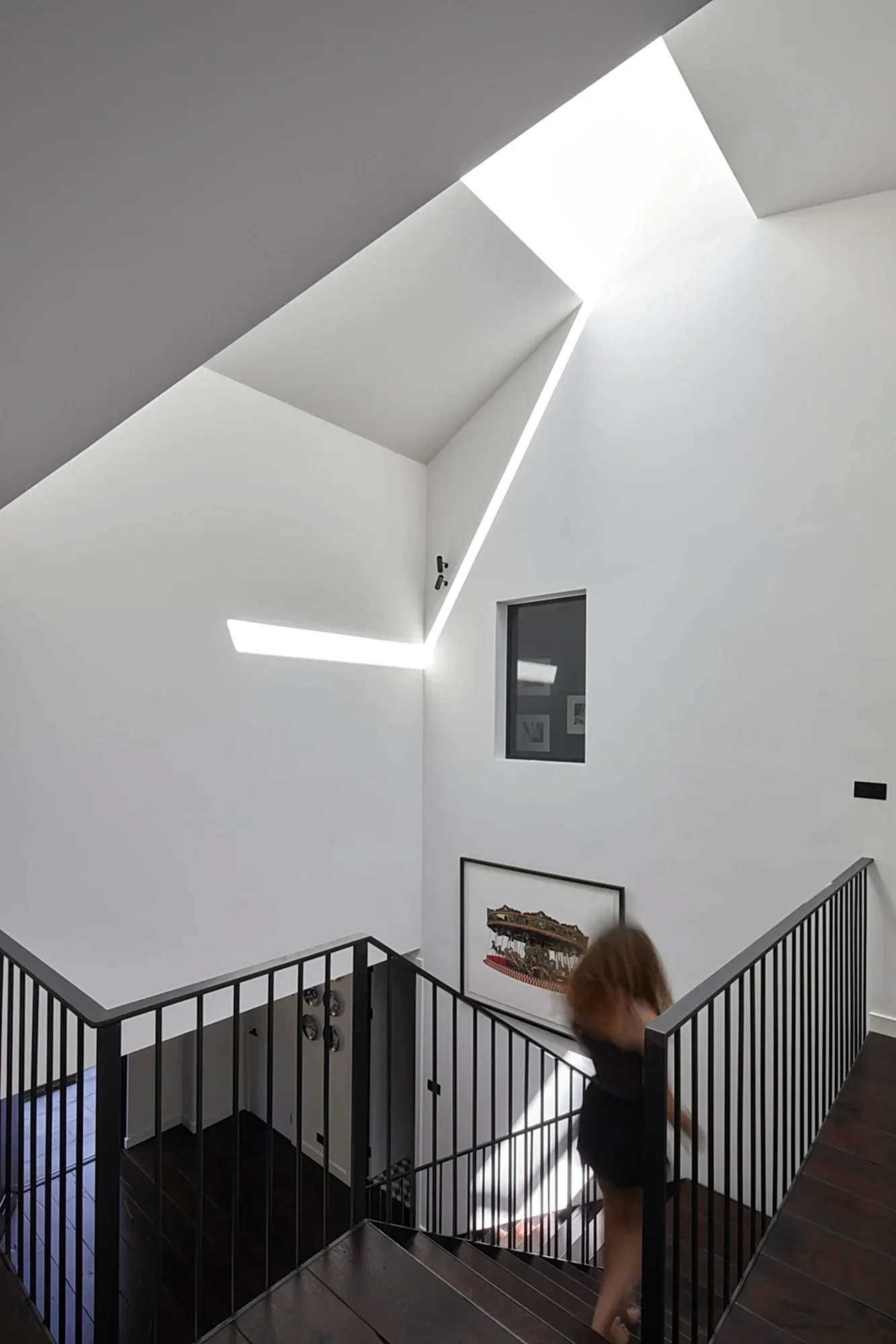 RISE-Design-Studio-Architects-Mill-Hill-House-New-Build-Sustainable-Home-3AF-10-Stairs