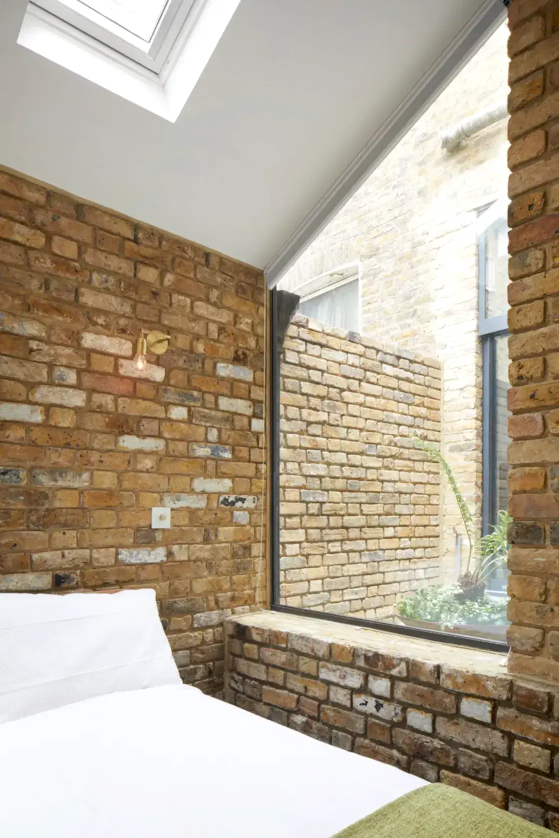 RISE-Design-Studio-Architects-Queens-Park-Glazed-Envelope-3AF-10-1