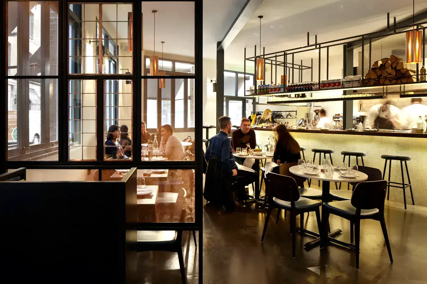 RISE-Design-Studio-Architects-Restaurant-Oklava-3AF-08-Sitting-Area-03