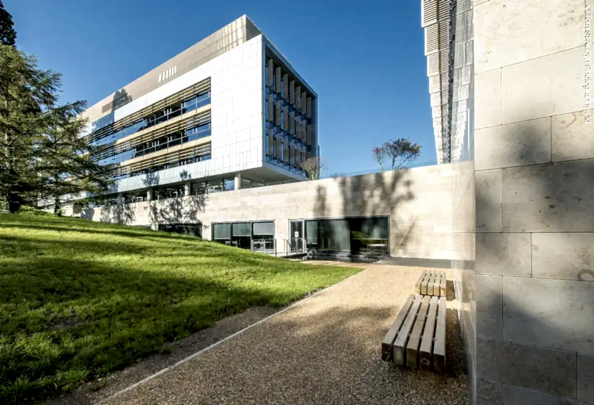 RISE-Design-Studio-Southampton-University-Maritime-Centre-of-Excellence-3AF-01-Exterior-View