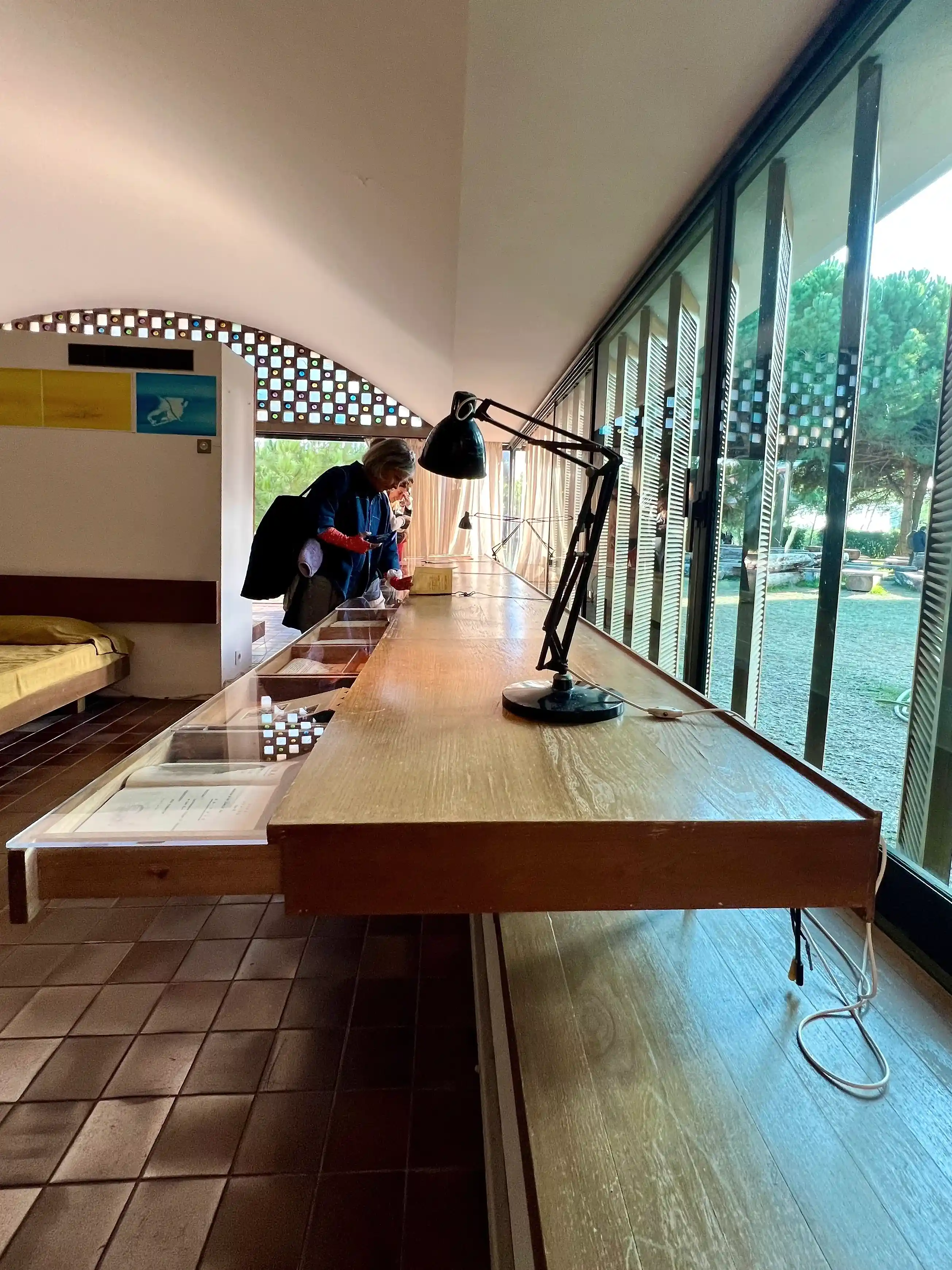 RISE-Design-Studio-Trip-Casa-Gomis-Ricarda-Master-Bedroom