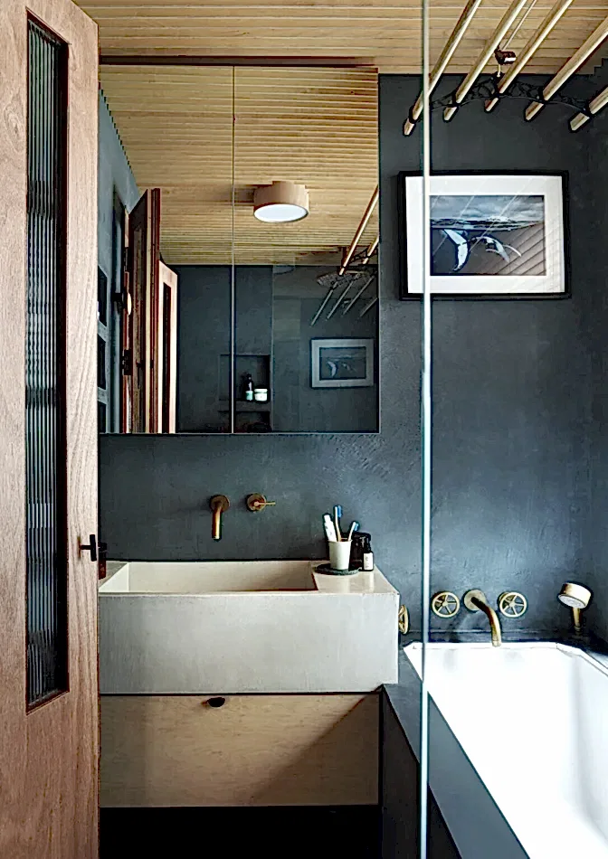 Rise_Design_Studio-Birch_and_Clay_Refugio-Tadelakt_Plaster-001-1086x1536