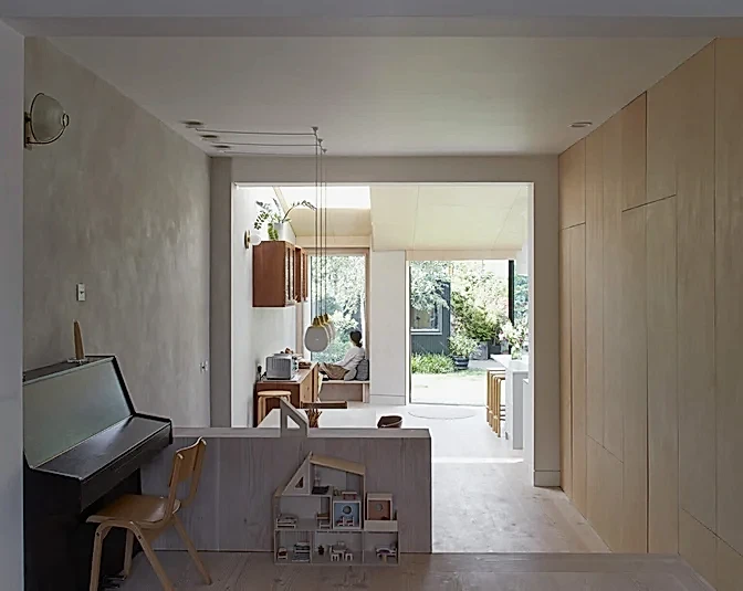 Rise_Design_Studio-Douglas_House-Clay_Plaster-001-1536x1223