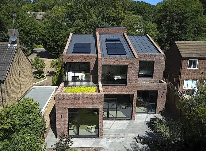 RISE_Design_Studio-Mill_Hill_House-Low_Energy_Home-Solar_Panels-1