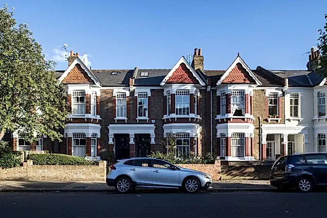 RISE_Design_Studio-Queens_Park_House-Queens_Park-NW_London-Front-1-1536x1027