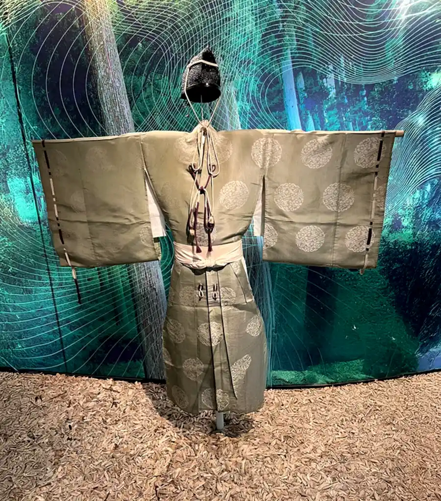 traditional-japanese-carpentry-ceremonial-robe-exhibition-japan-house-r-1